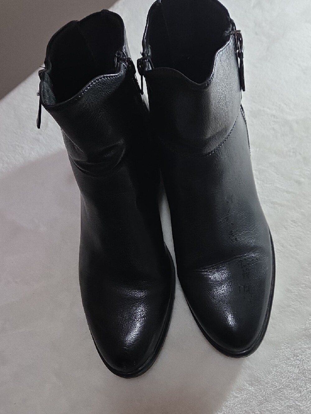Bare Traps Black Leather Alona Boots with Side Zipper - Picture 2 of 7